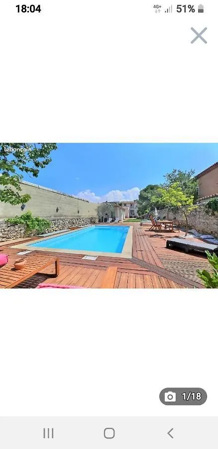 Gîte du stade la maisonnette studio 4 pers parking gratuit piscine Marseille 0*,  France